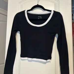 PacSun Black and White Long Sleeve Tee